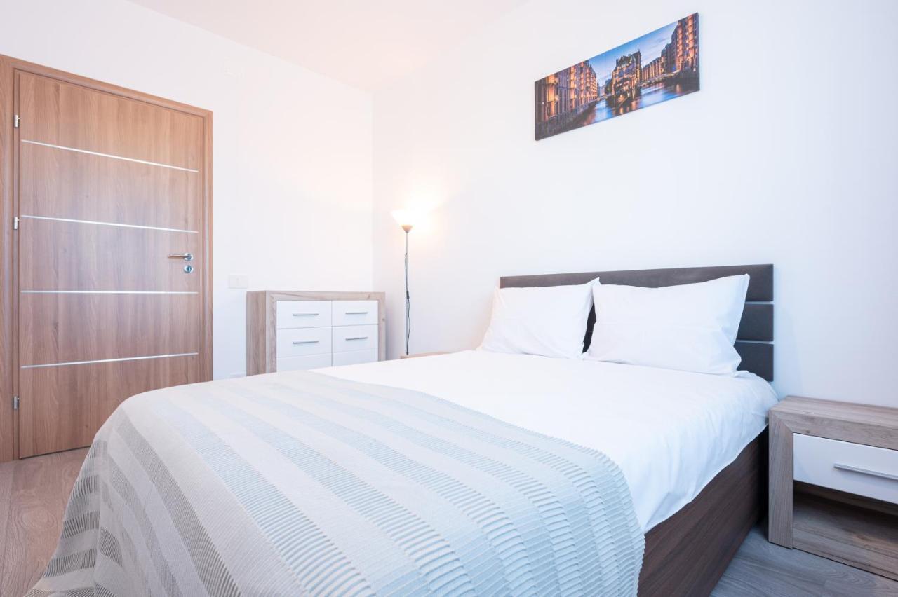 Ferienwohnung Serene Flat Oradea Exterior foto